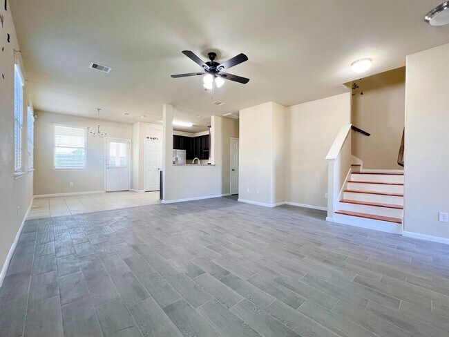 Foto del edificio - 10126 Larch Creek Ct