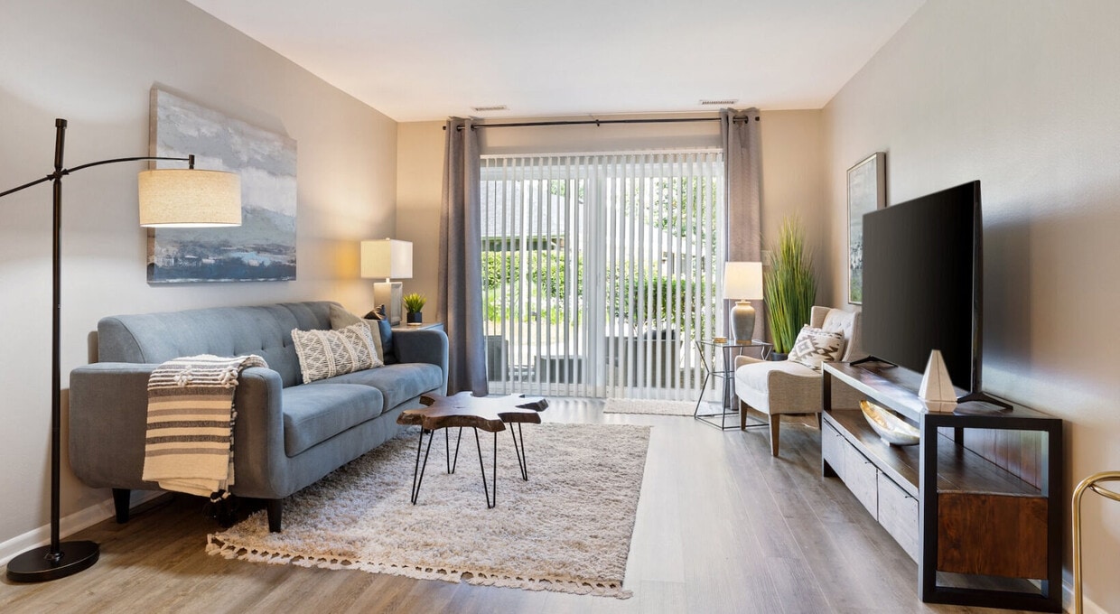 Brook Run Apartments in Arlington Heights, IL