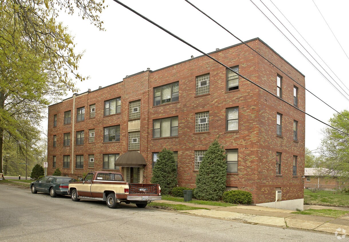 7080 Jamieson Ave, Saint Louis, MO 63109 Apartments in Saint Louis