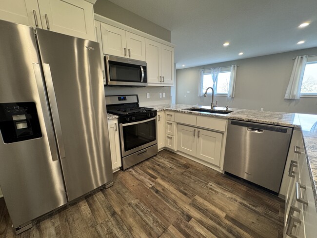 Foto del edificio - 312 61st St SW