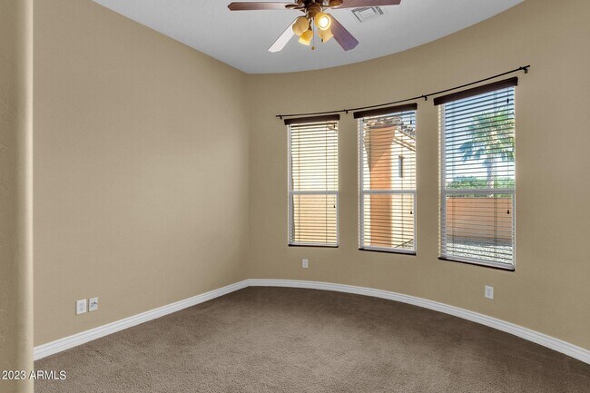 Building Photo - 3791 E Sunnydale Dr