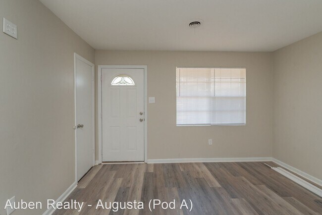 Building Photo - 3 br, 1.5 bath House - 2548 West Kensingto...