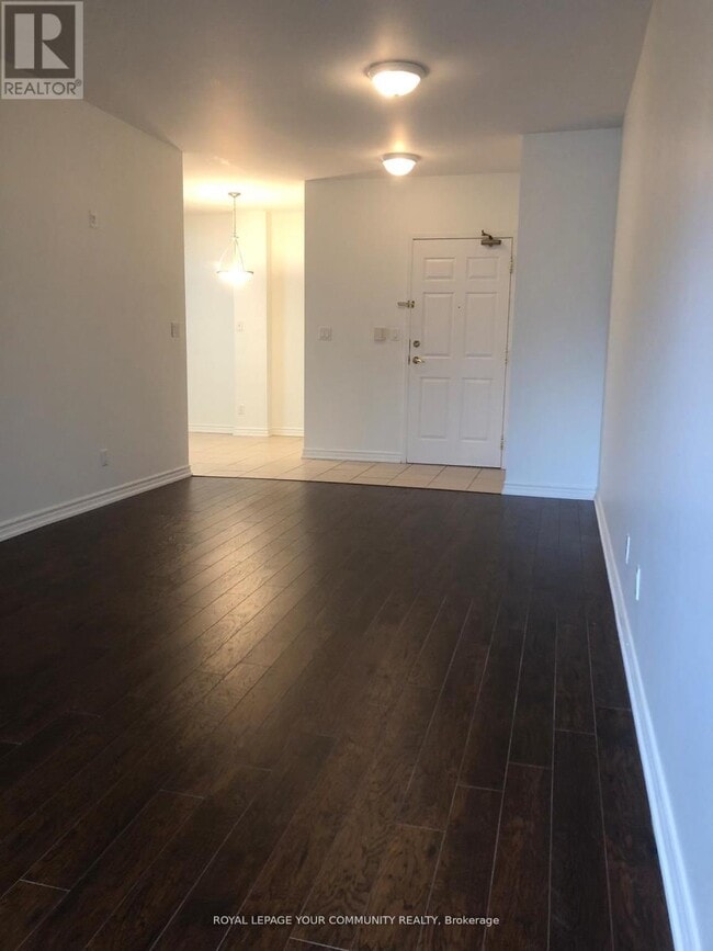 Building Photo - 33 Wallace St