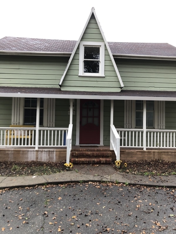 Building Photo - 5773 Melita Rd