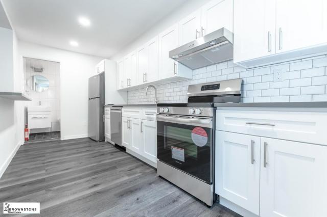 Foto principal - 2 bedroom in BROOKLYN NY 11231
