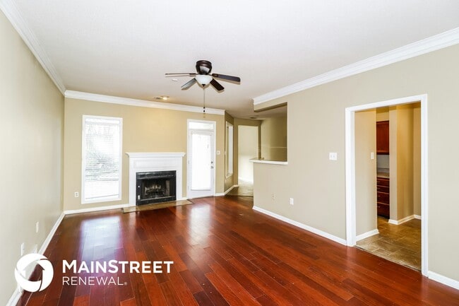 Foto del edificio - 1160 Hunter's Lake Dr