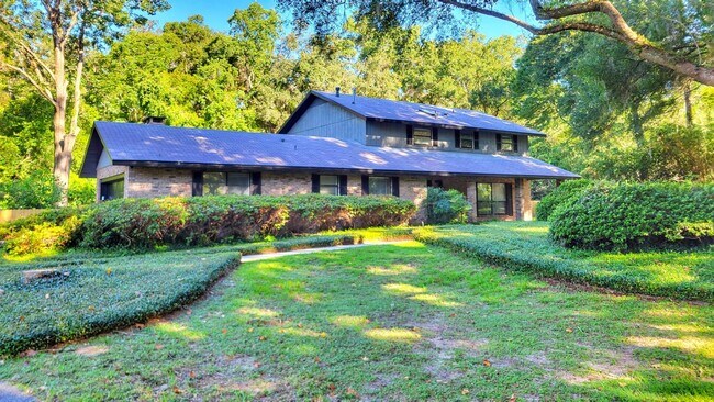 Foto del edificio - 4 Bedroom, 3 Bath House on 1 Acre in Fox Grove