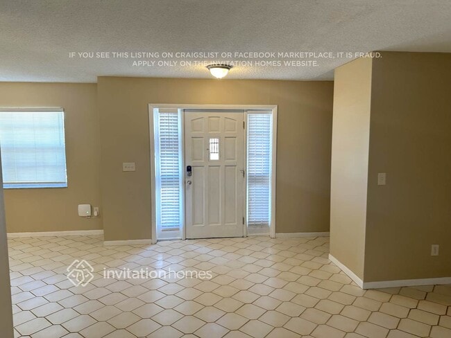 Building Photo - 1581 Wyndcliff Dr