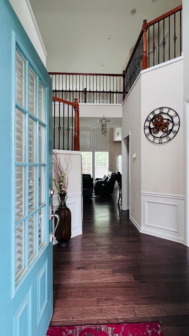 Foto del edificio - 725 Earlham Dr