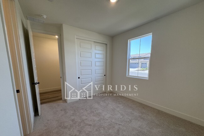 Foto del edificio - 7408 Brenner Pass Way