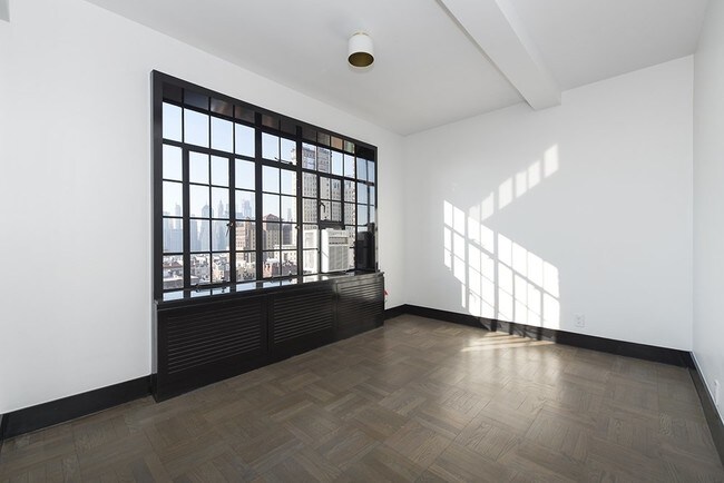 Foto del edificio - 25 Monroe Pl