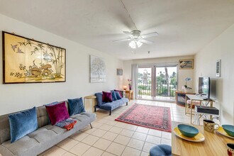 Building Photo - 4730 Noyes St