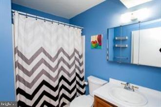 Building Photo - 412 Brown Briar Cir
