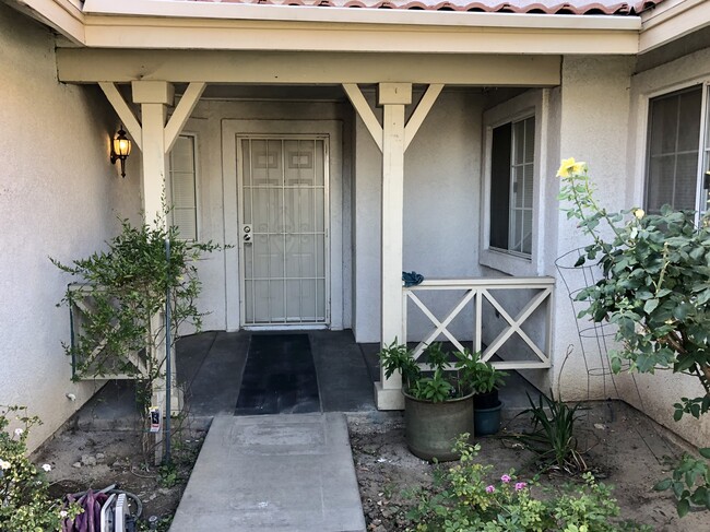 Porch - 15145 Desert Oak Cir