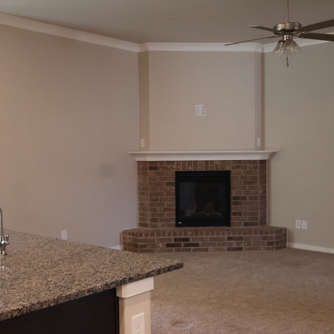 Foto del edificio - 6817 Rio Pl