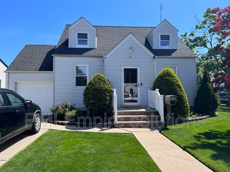 130 Rolling St, Lynbrook, NY 11563 House Rental in Lynbrook, NY
