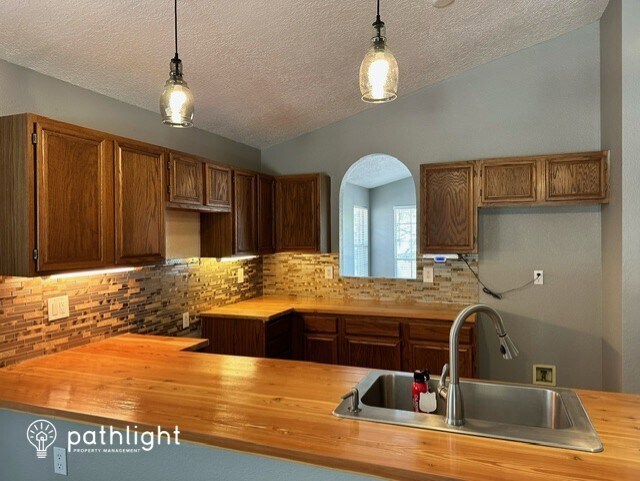 Foto del edificio - 4608 Homestead Trail NW