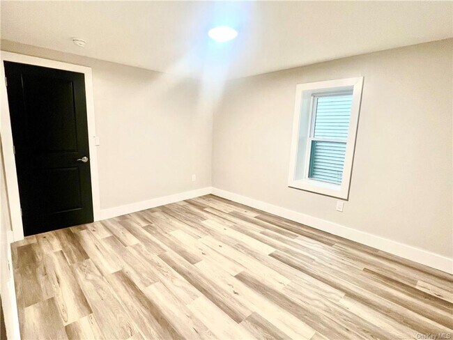 Foto del edificio - 250 North St