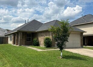 Building Photo - 3415 Maris Way