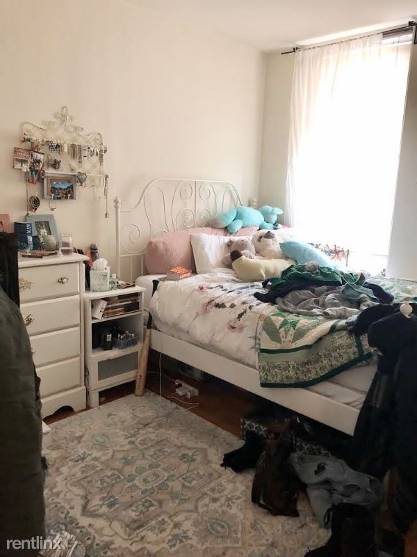 Foto del edificio - 855 N Oakley Ave