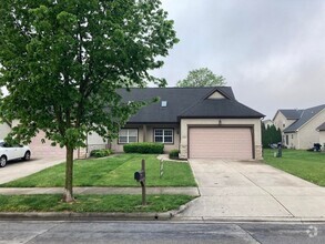 Building Photo - 521 Radcliff Dr