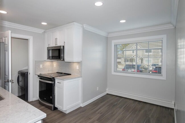 Building Photo - 92 Cassa Loop