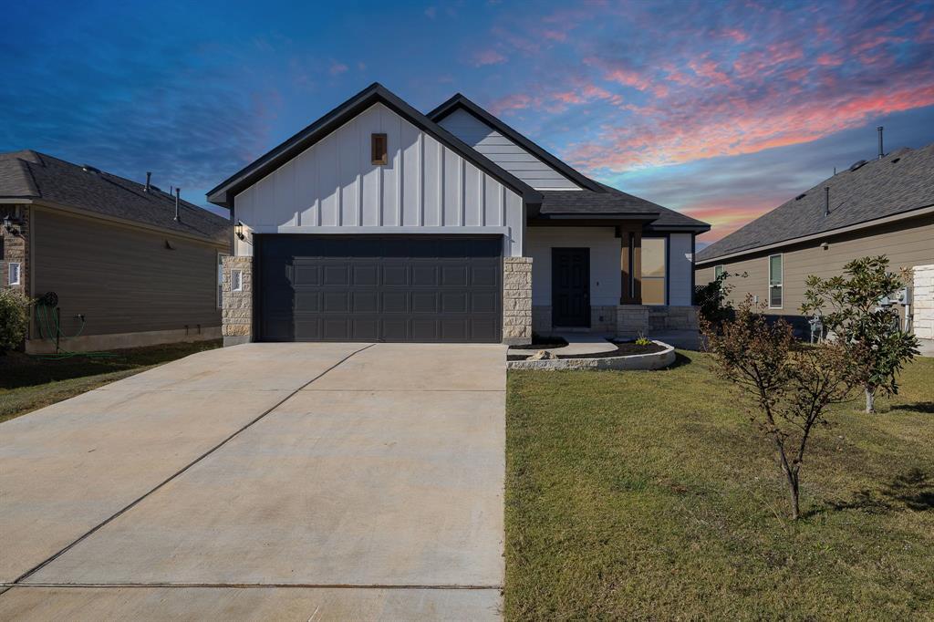 Foto principal - 600 Coffee Berry Dr