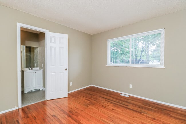 Building Photo - 6722 Champana Ln