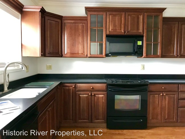 Building Photo - 3 br, 2.5 bath Apartment - 1701 25th Street