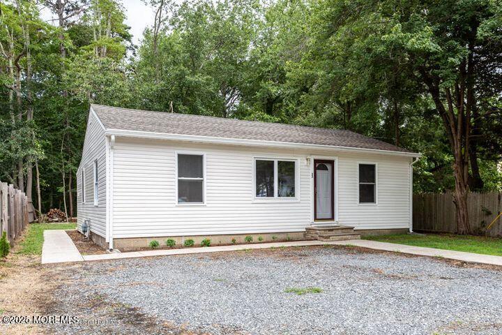 Primary Photo - 23 Lighthouse Dr