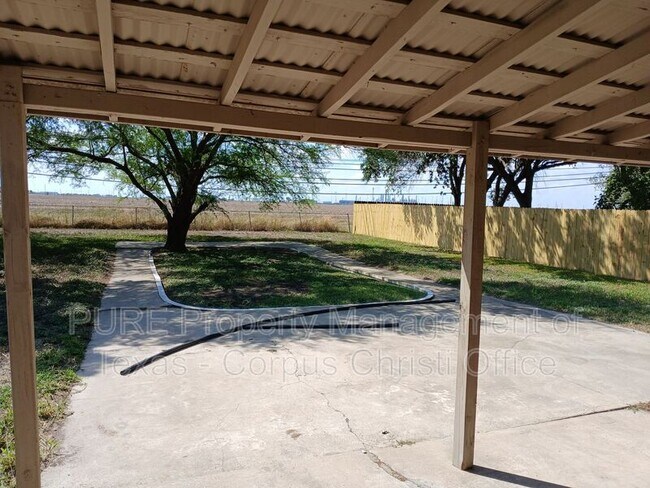 Foto del edificio - 10609 Kingwood Dr
