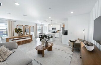 Building Photo - 1023 Caloosa Breeze Dr