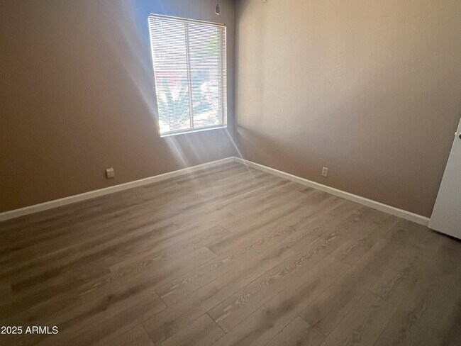 Foto del edificio - 543 W Pampa Ave
