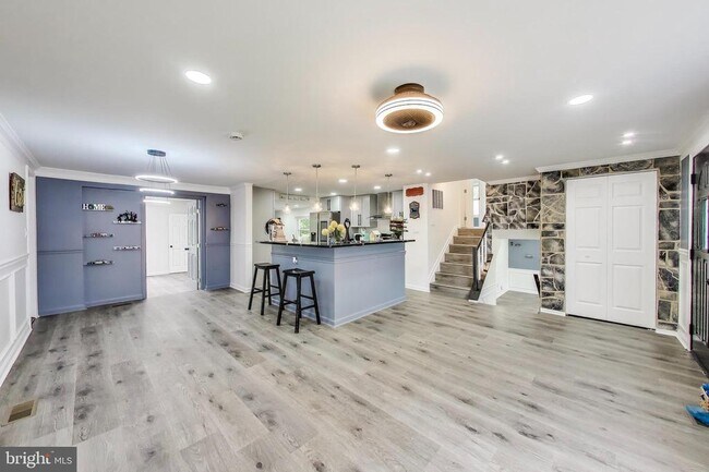 Foto del edificio - 3610 Wayneswood Rd