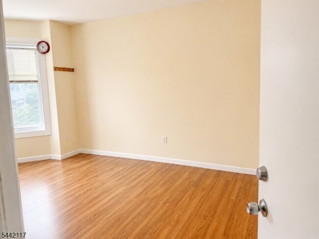 Foto del edificio - 316 Clifton Ave
