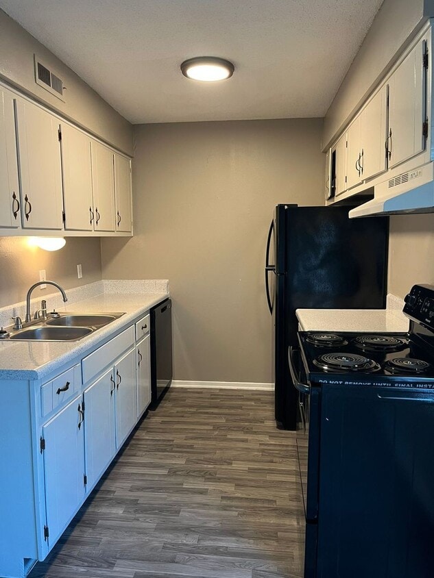 Primary Photo - 2 Bedroom/1 bath