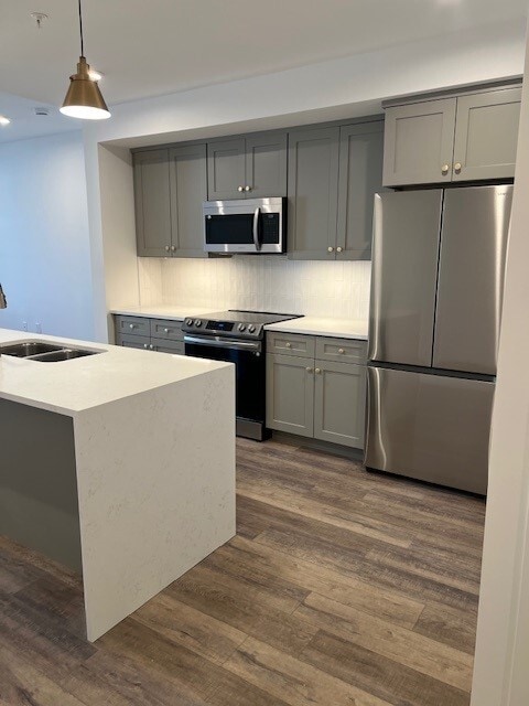 Kitchen - Celadon at Grandview Apartment Homes