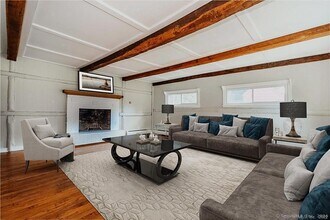 Building Photo - 279 Fenn Rd