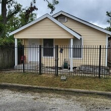 Building Photo - 3502 Europa St