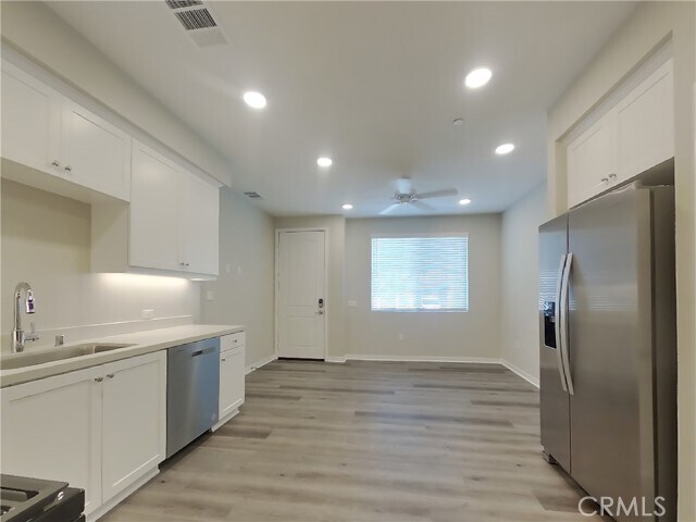 Building Photo - 24834 Padre Ct
