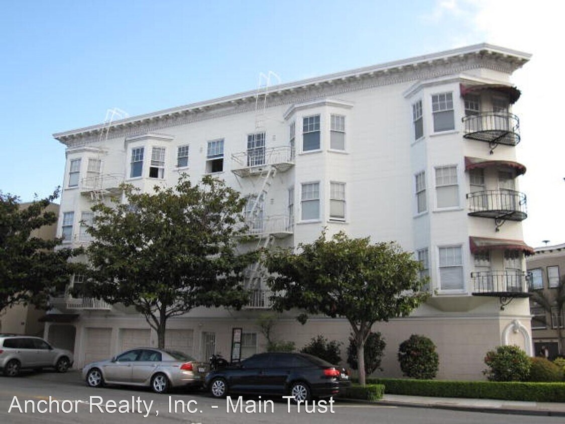 Primary Photo - 95 Cervantes Blvd