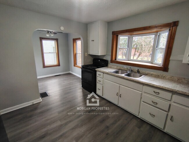 Foto del edificio - 2016 Poplar St