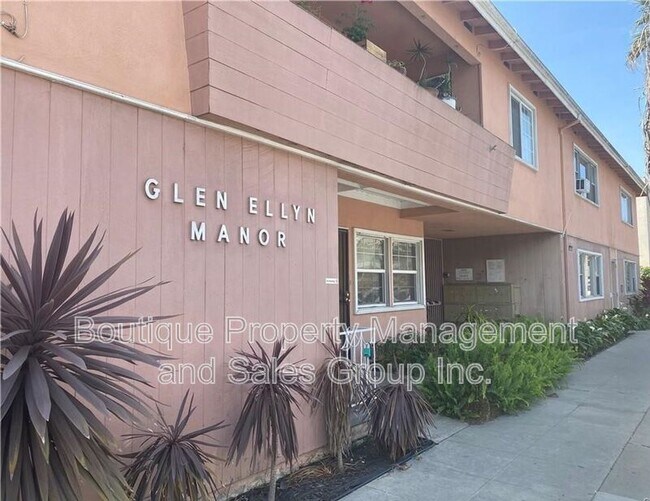 Foto del edificio - 930 E 1st St