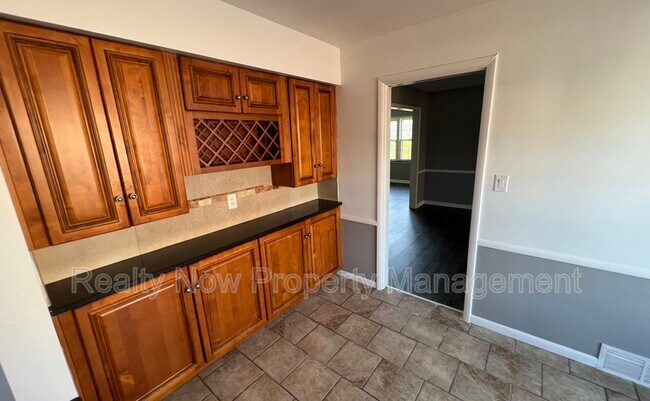 Foto del edificio - 19226 Winslow Rd