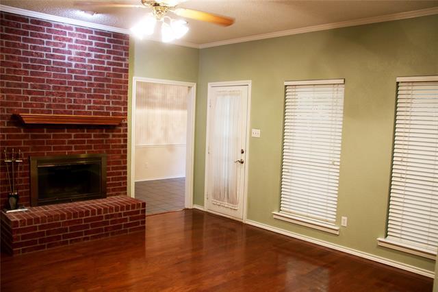 Building Photo - 7912 Buttercup Cir N