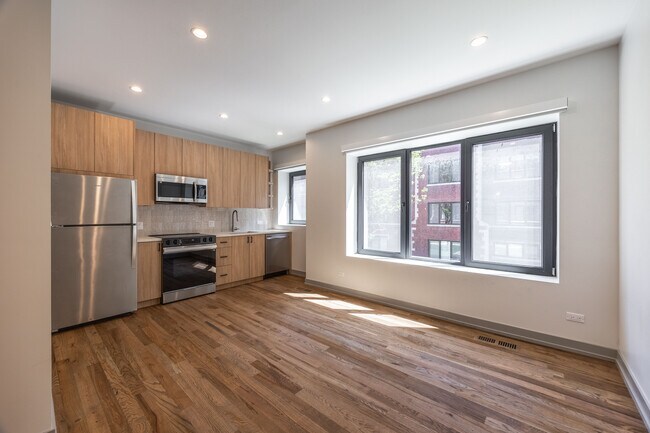 Foto del edificio - 1330 W Estes Ave