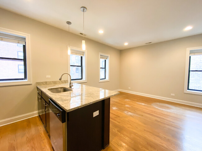 Building Photo - 3171 N Hudson Ave