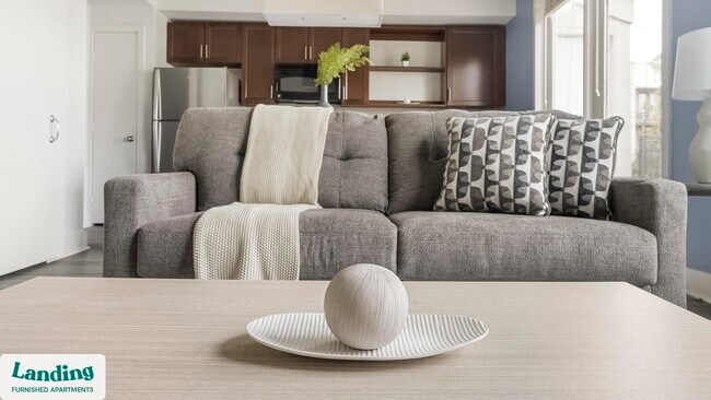 Building Photo - 810 W St Johns Ave