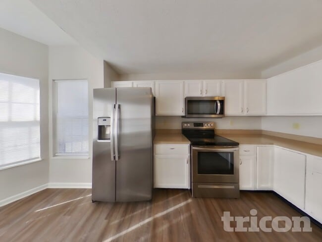 Building Photo - 6028 Hayford Ct