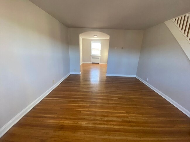 Building Photo - Desirable, Quaint 3/1 bath Beautiful Home in Upper Darby!
